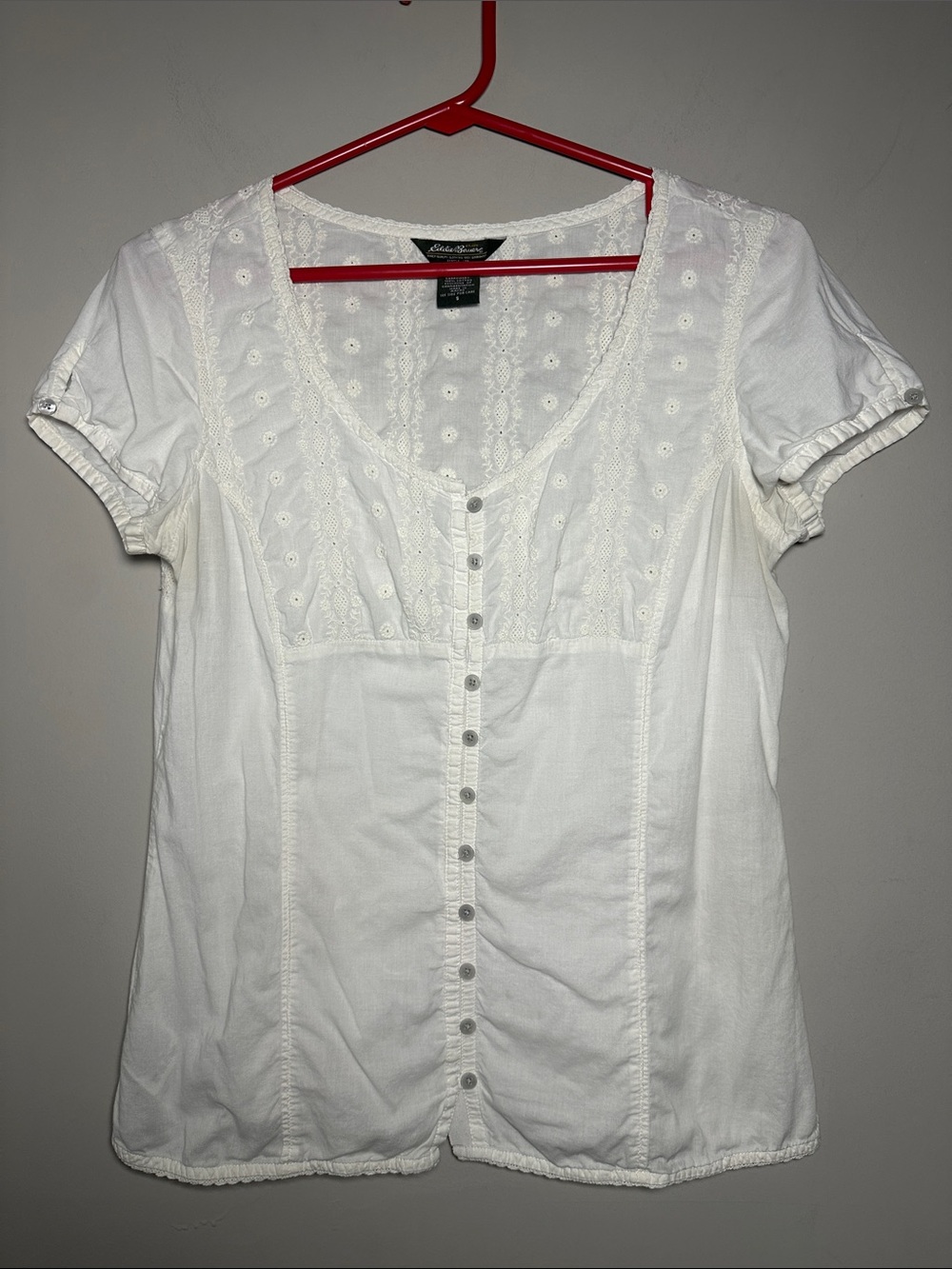 Eddie Bauer White Embroidered cotton Button-Front Women’s Top